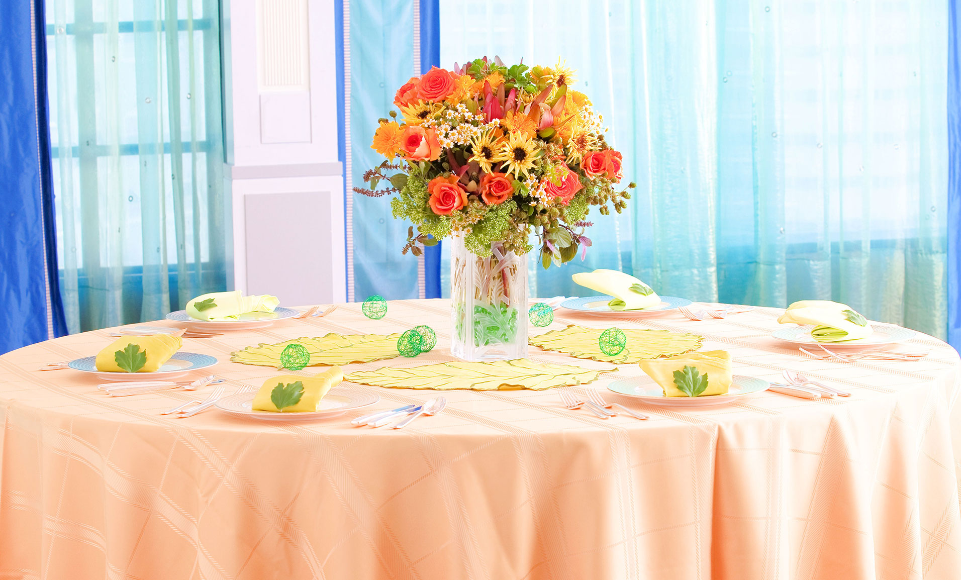 テーブルクロス シャイン レンタル パーティ 結婚式 カラーレンタルクロスのグランディ